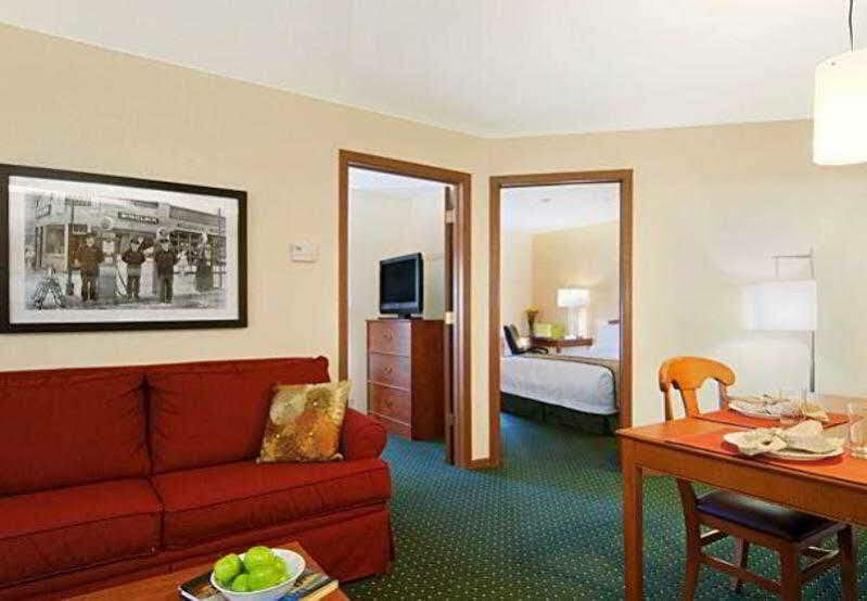 Towneplace Suites By Marriott Brookfield Zewnętrze zdjęcie